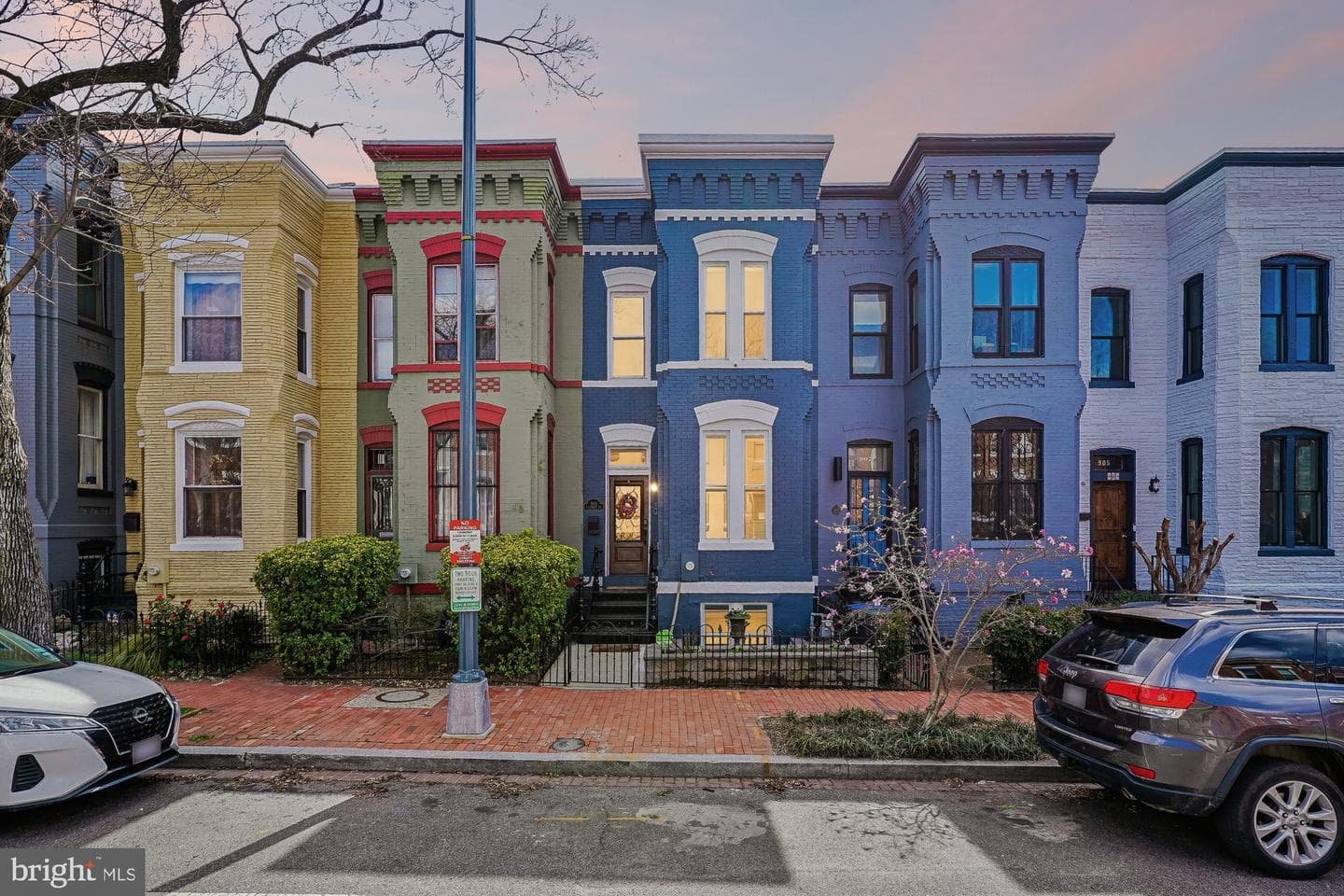 909 C Street NE photo 3
