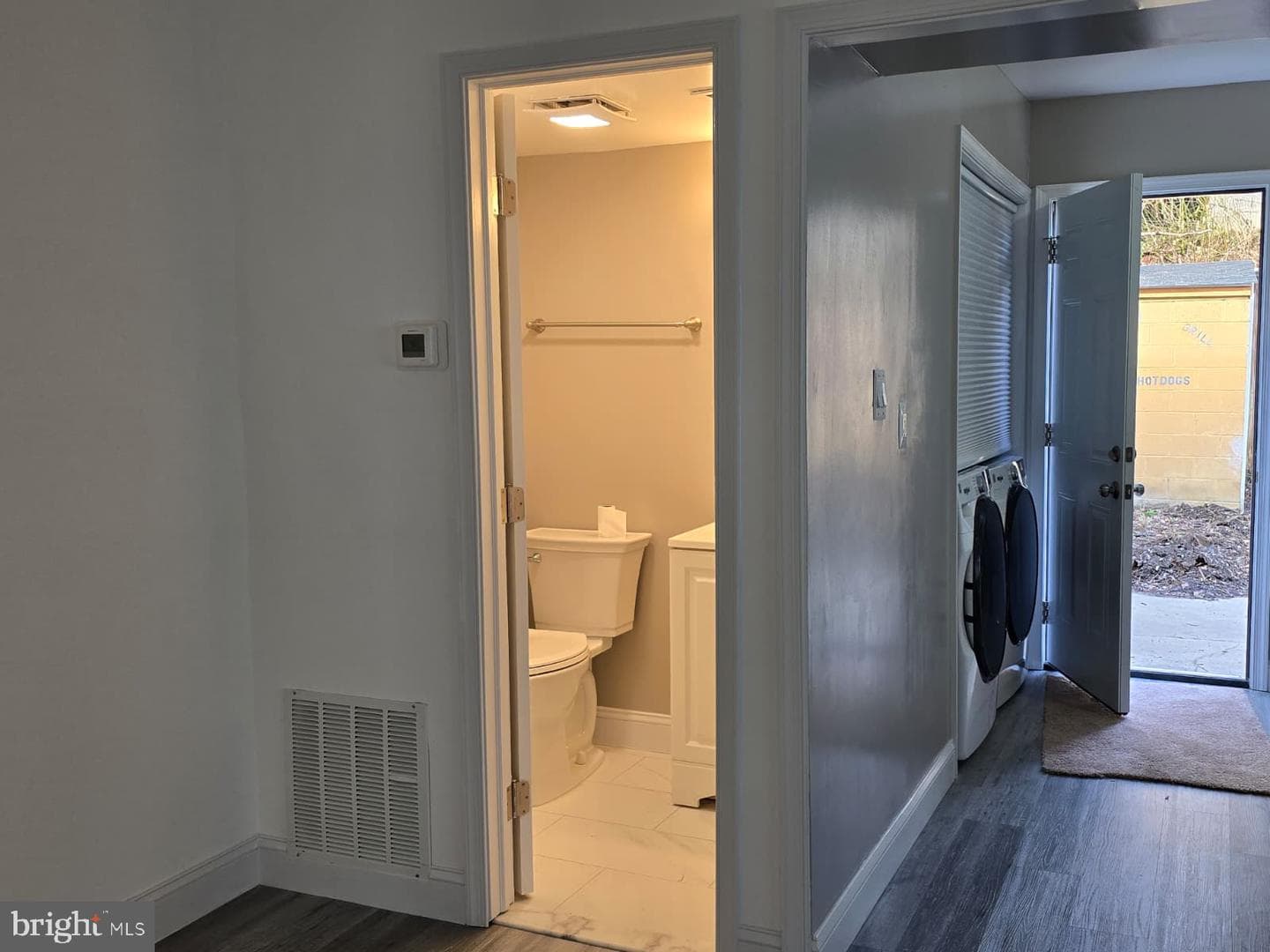 5320 Jay Street NE photo 10