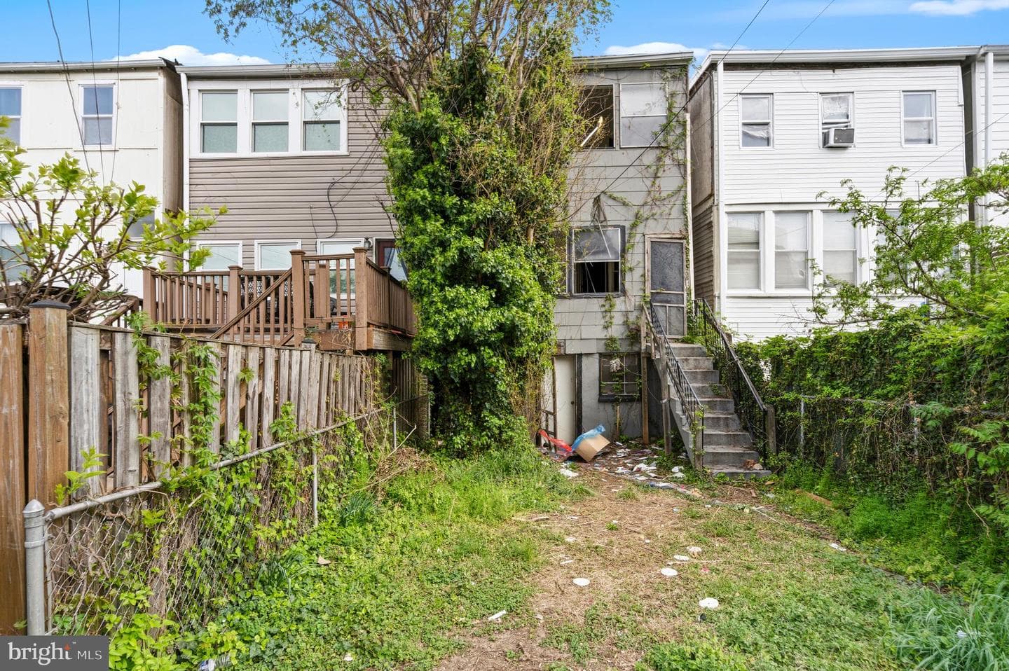 325 Bryant Street NE photo 21