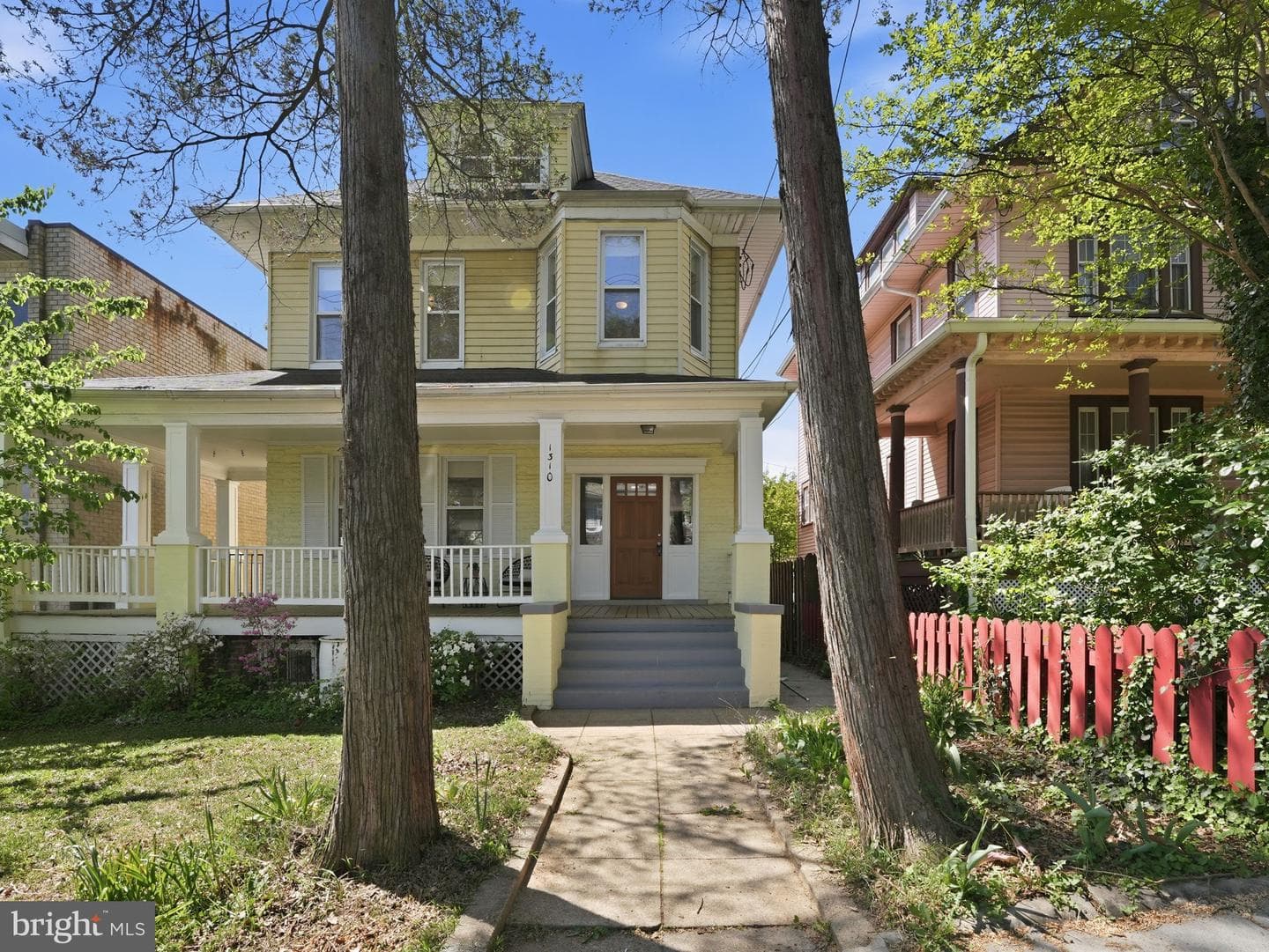 1310 Delafield Place NW photo 2