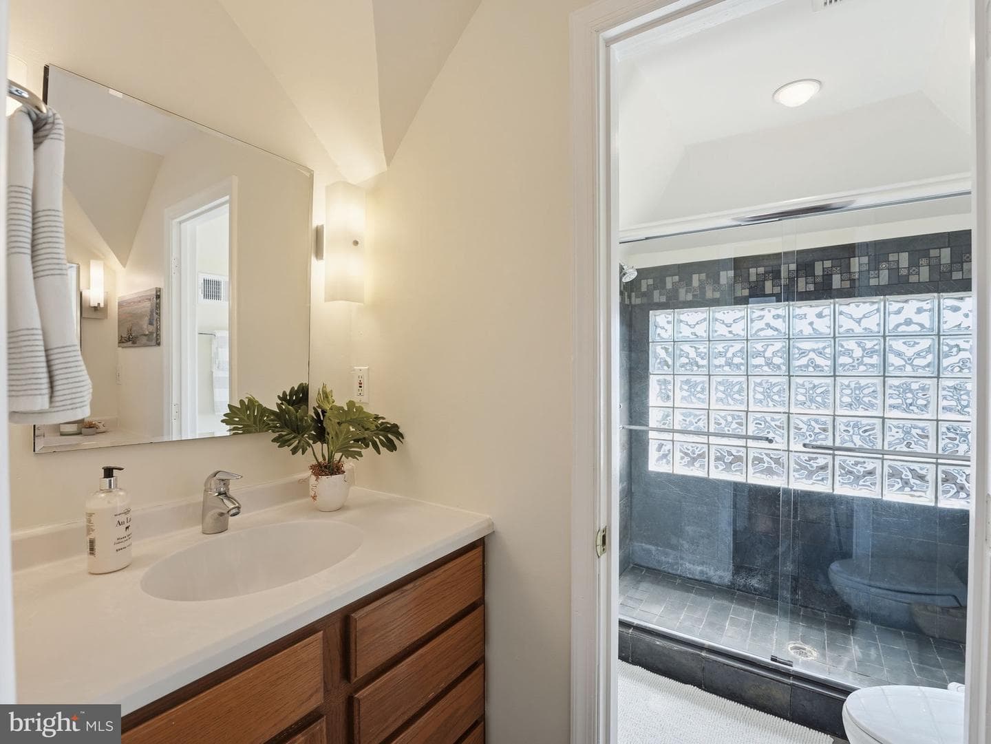1310 Delafield Place NW photo 24