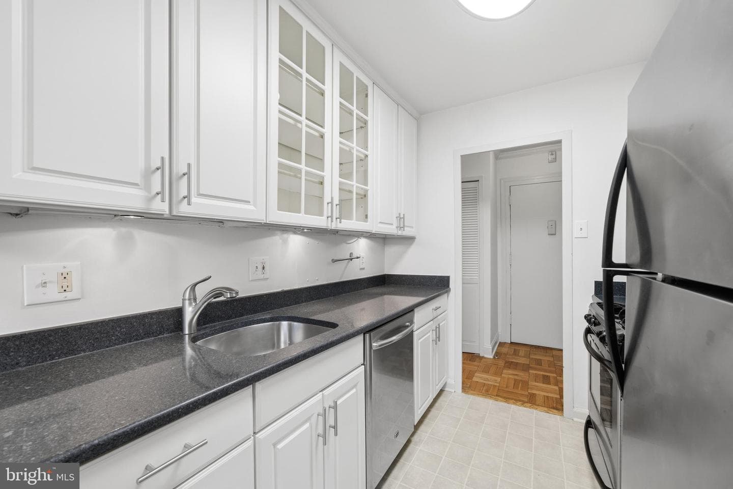 4000 Tunlaw Road NW #220 photo 21