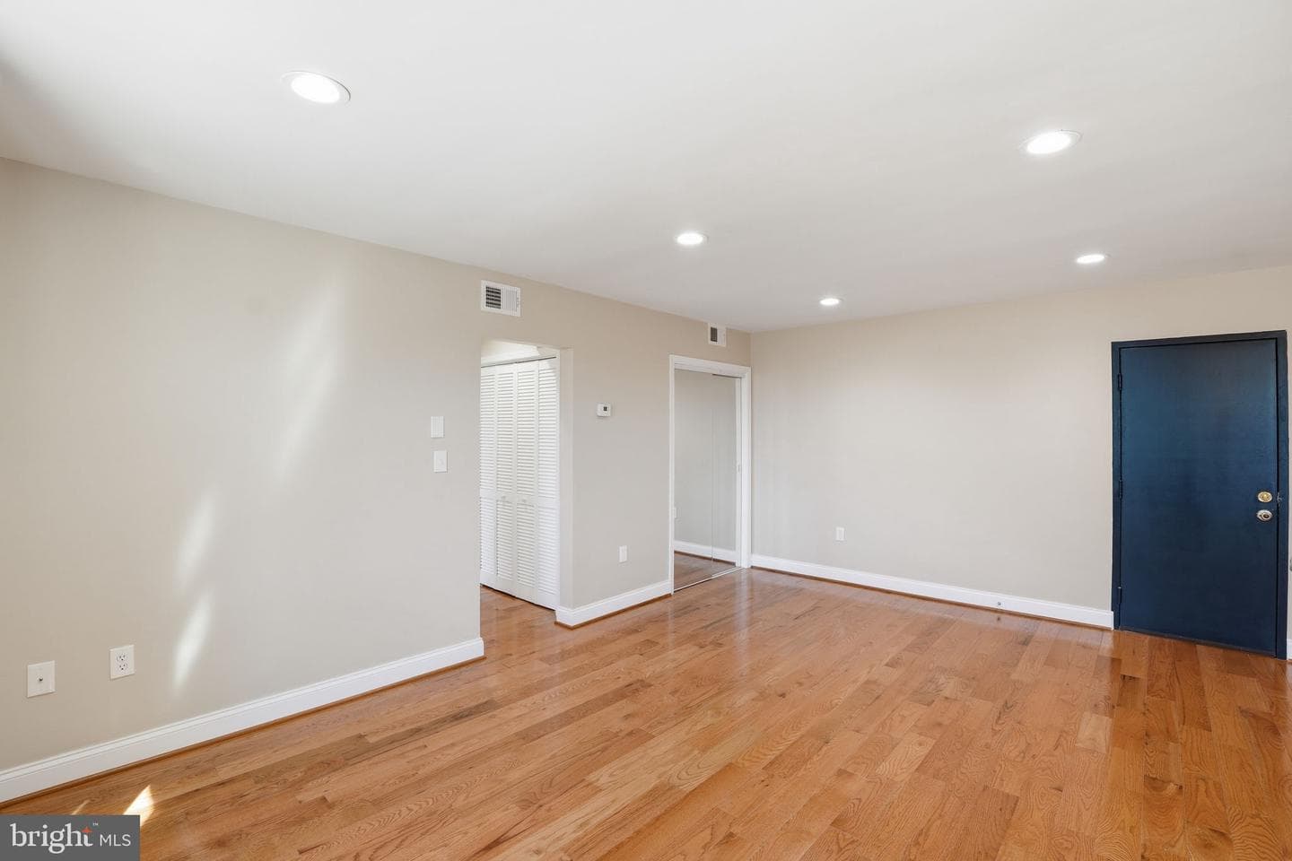33 Kennedy Street NW #202 photo 7