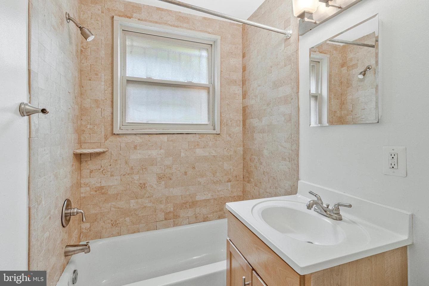 2832 Hartford Street SE #104 photo 7