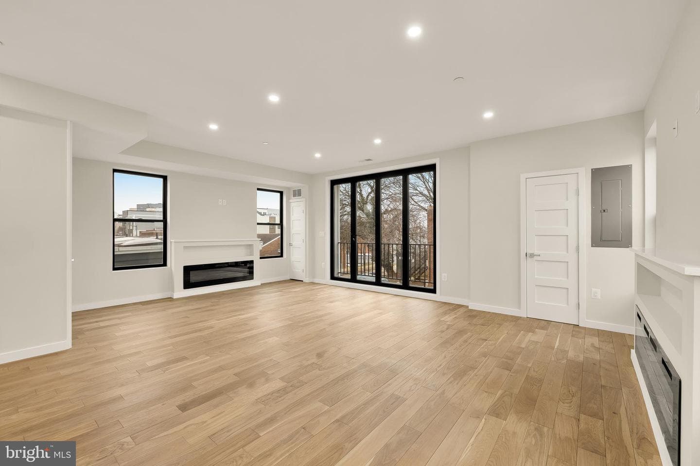 1516 Levis Street NE #2 photo 10