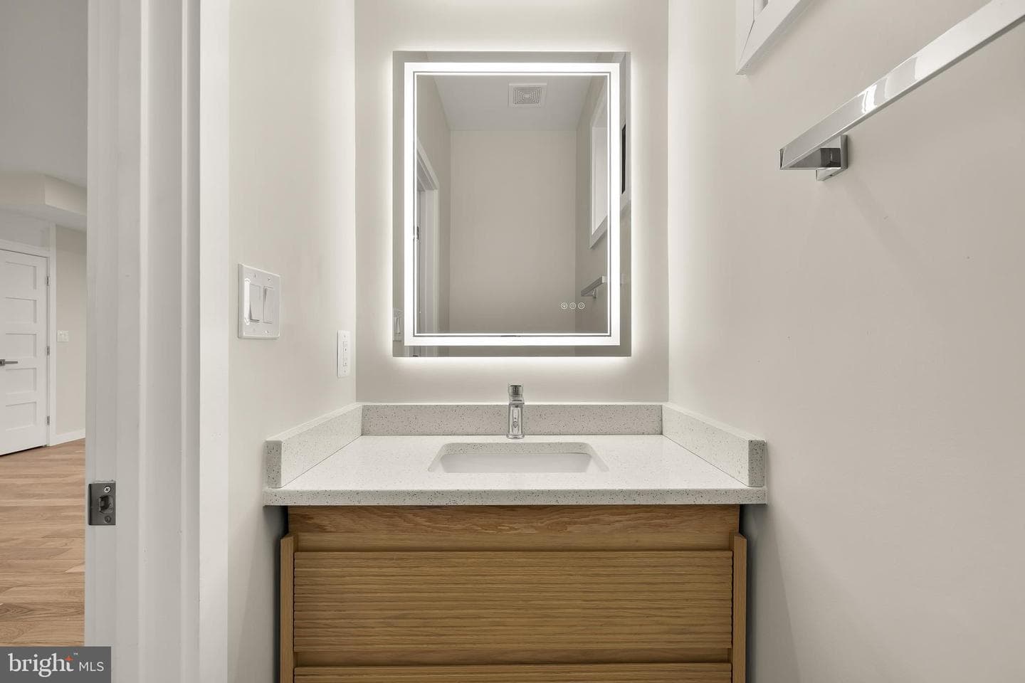 1516 Levis Street NE #2 photo 11