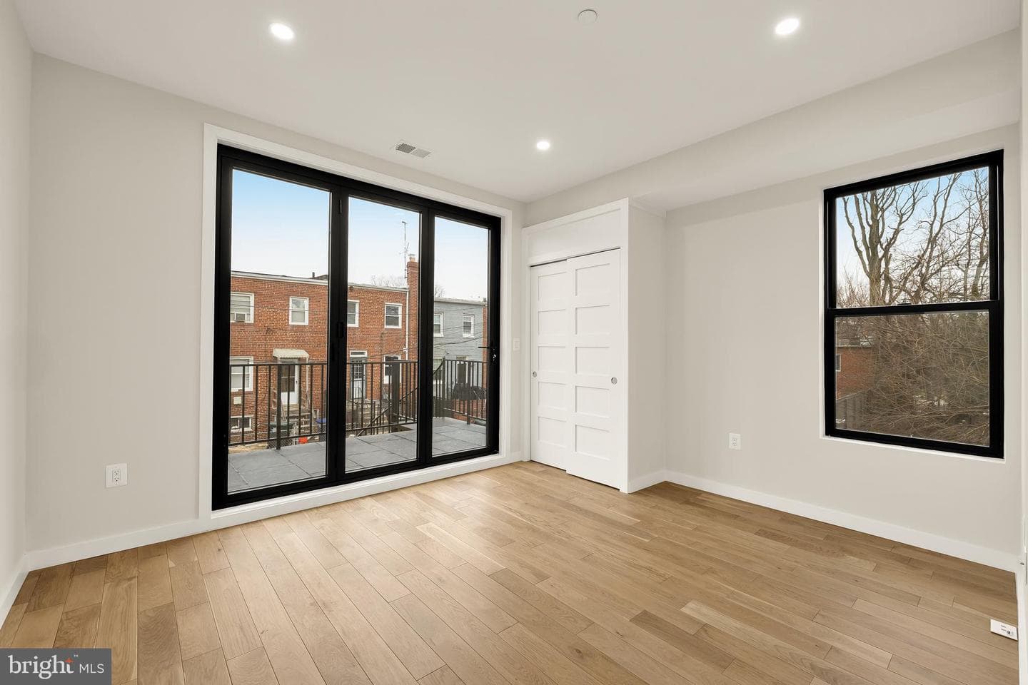 1516 Levis Street NE #2 photo 27