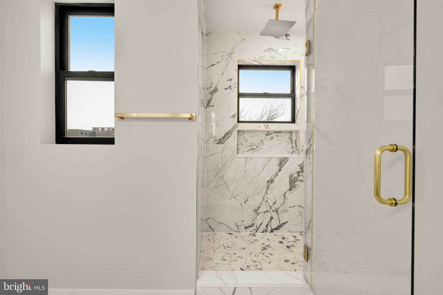 1516 Levis Street NE #2 photo 34