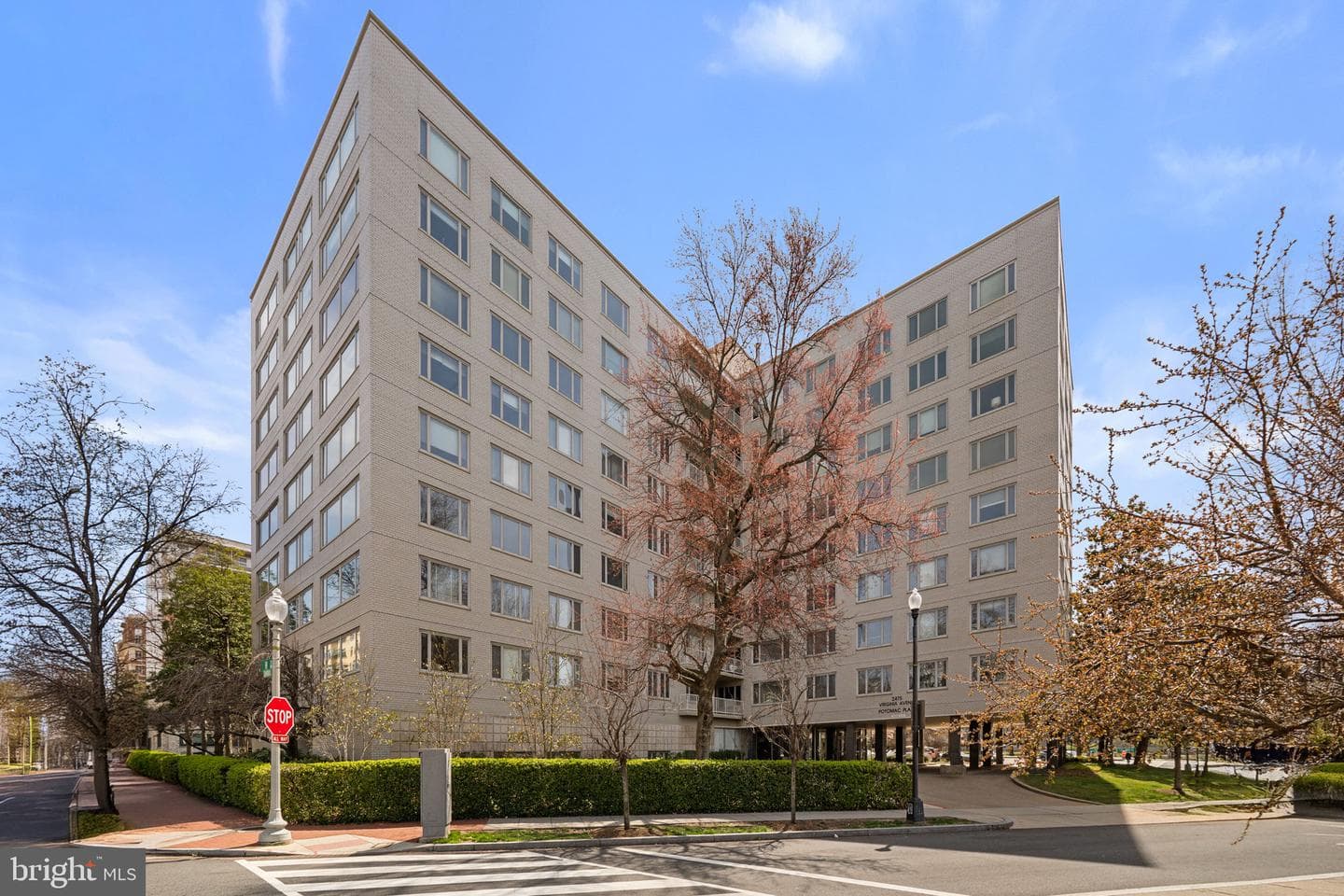 2475 Virginia Avenue NW #620 photo 2