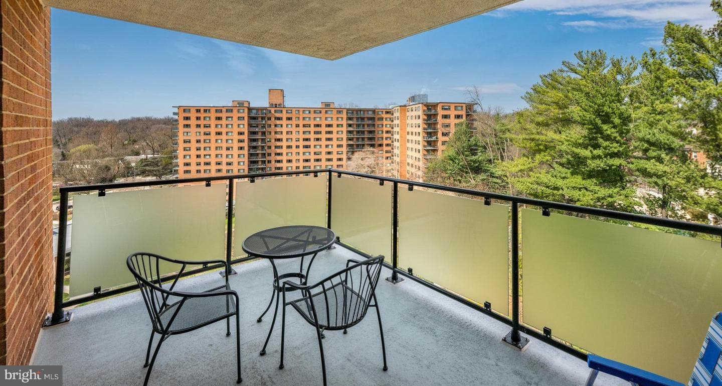 4201 Cathedral Avenue NW #1124 E photo 13