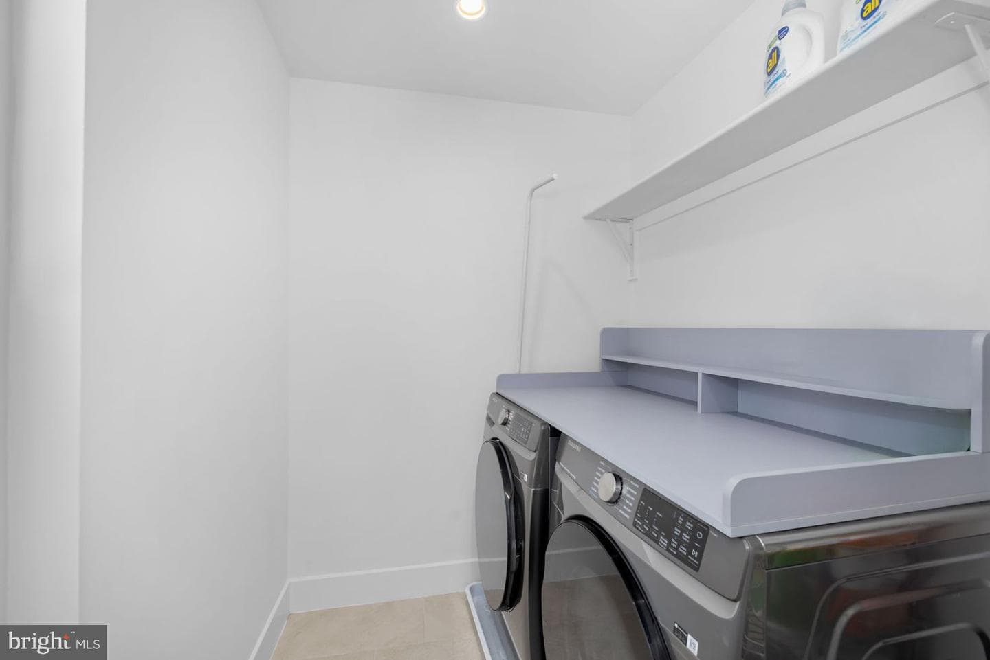 4892 Macarthur Boulevard NW photo 27