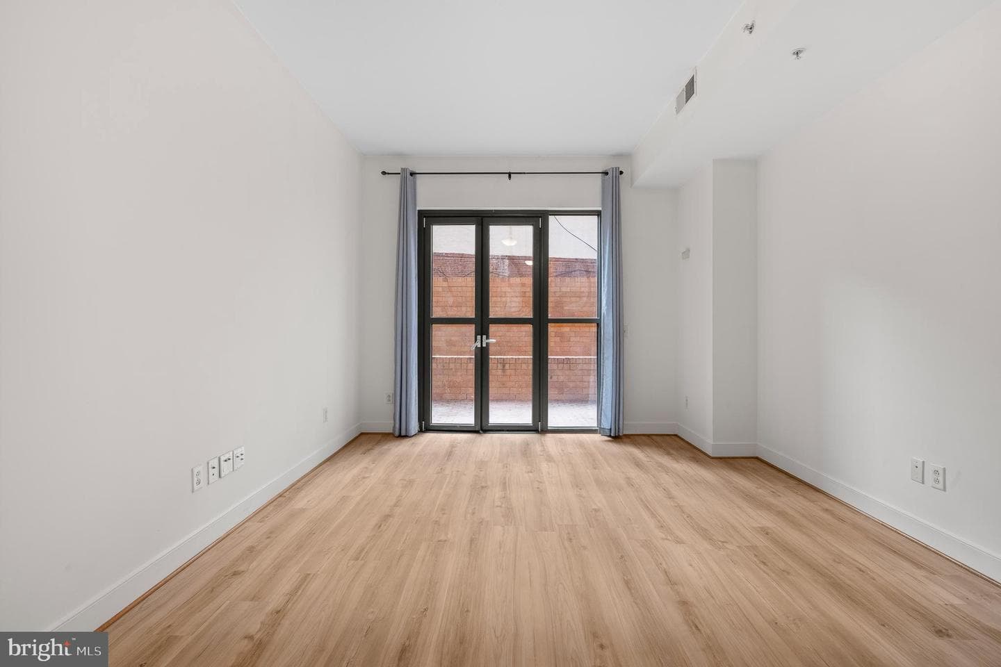 910 M Street NW #126 photo 17