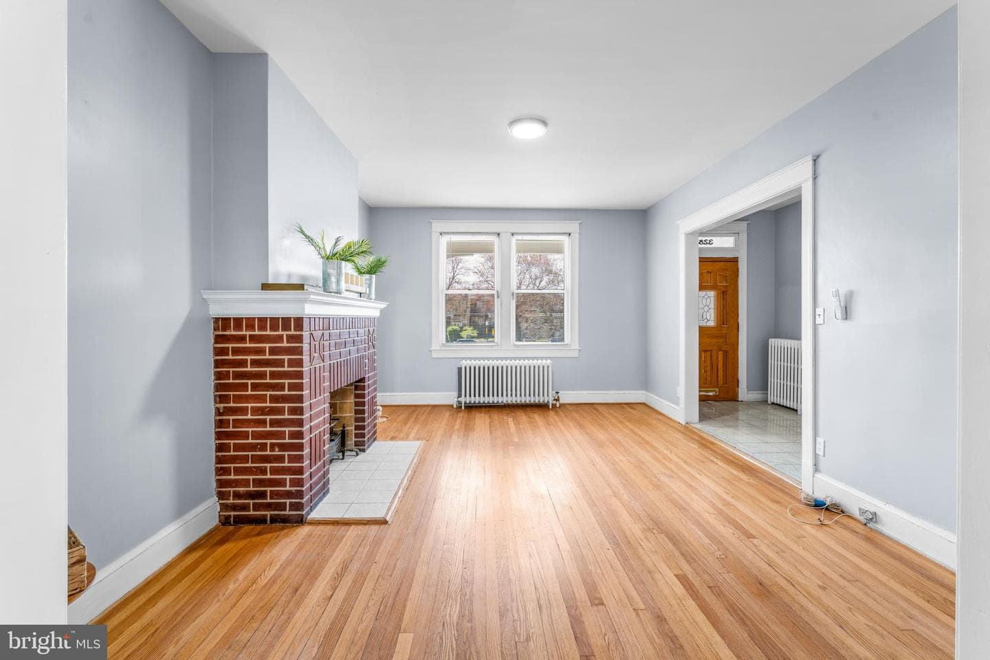 325 Madison Street NW photo 10