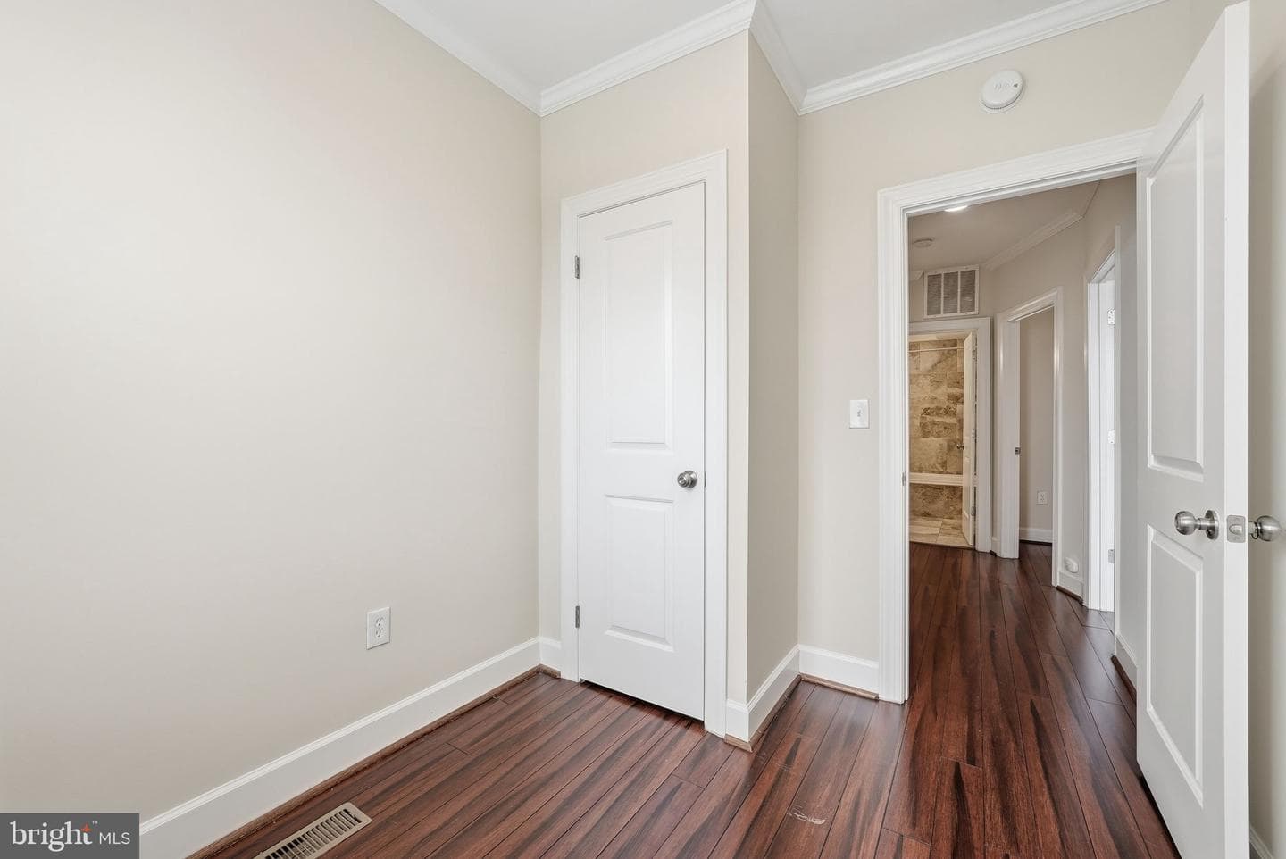 719 Irving Street NW photo 23