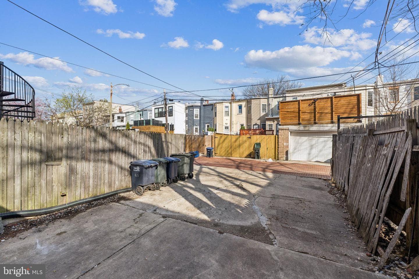 621 Kenyon Street NW photo 24