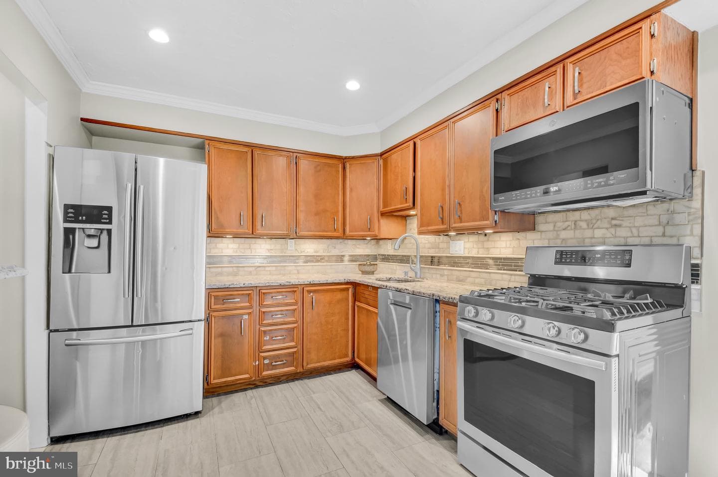 6617 13th Place NW photo 3