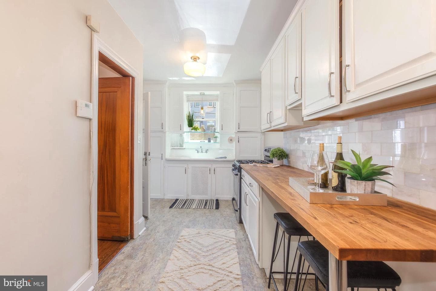 1364 Sheridan Street NW photo 18
