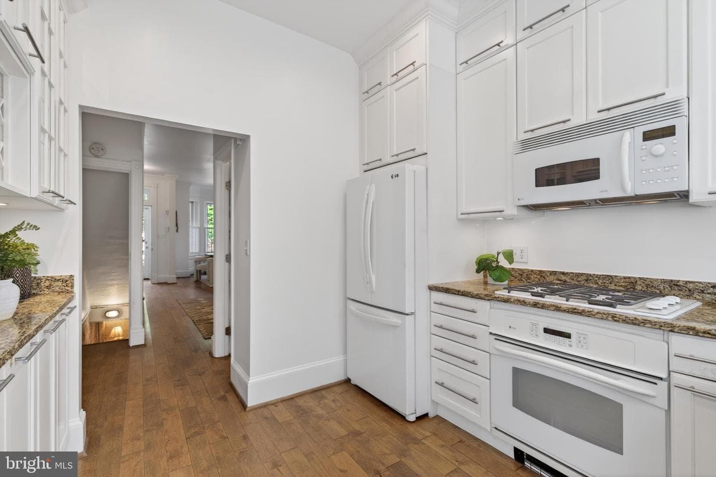 1381 North Carolina Avenue NE photo 13