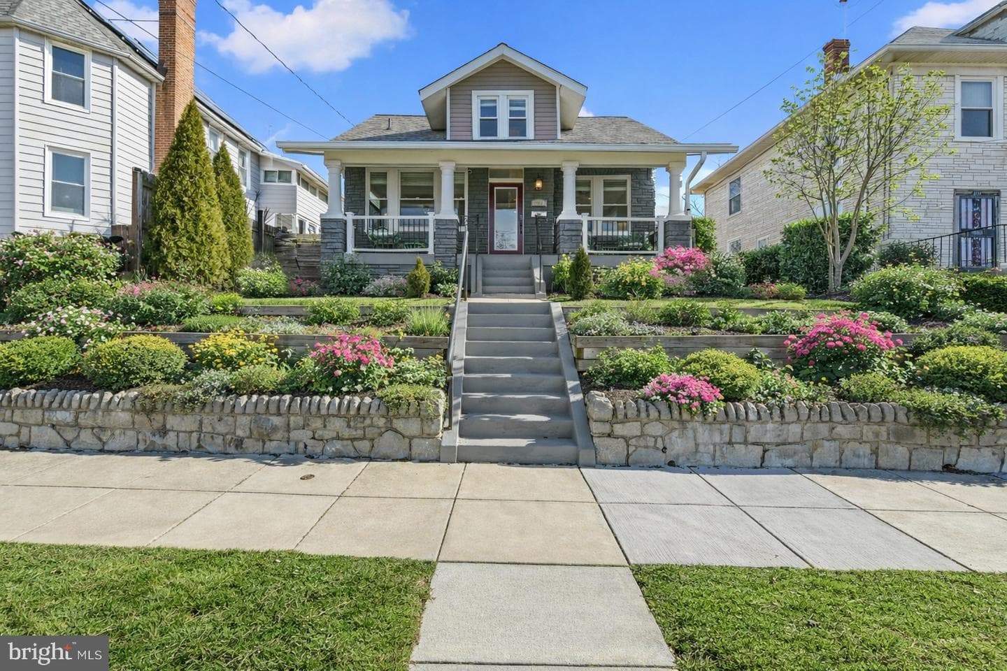 3021 24th Street NE photo 1