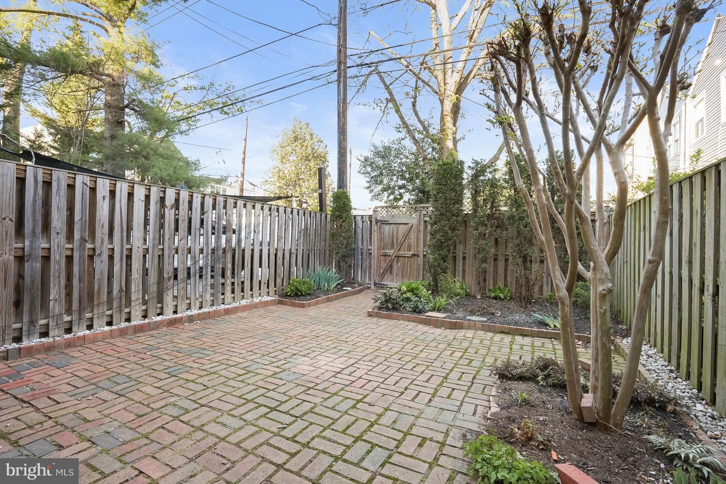 1807 37th Street NW photo 24