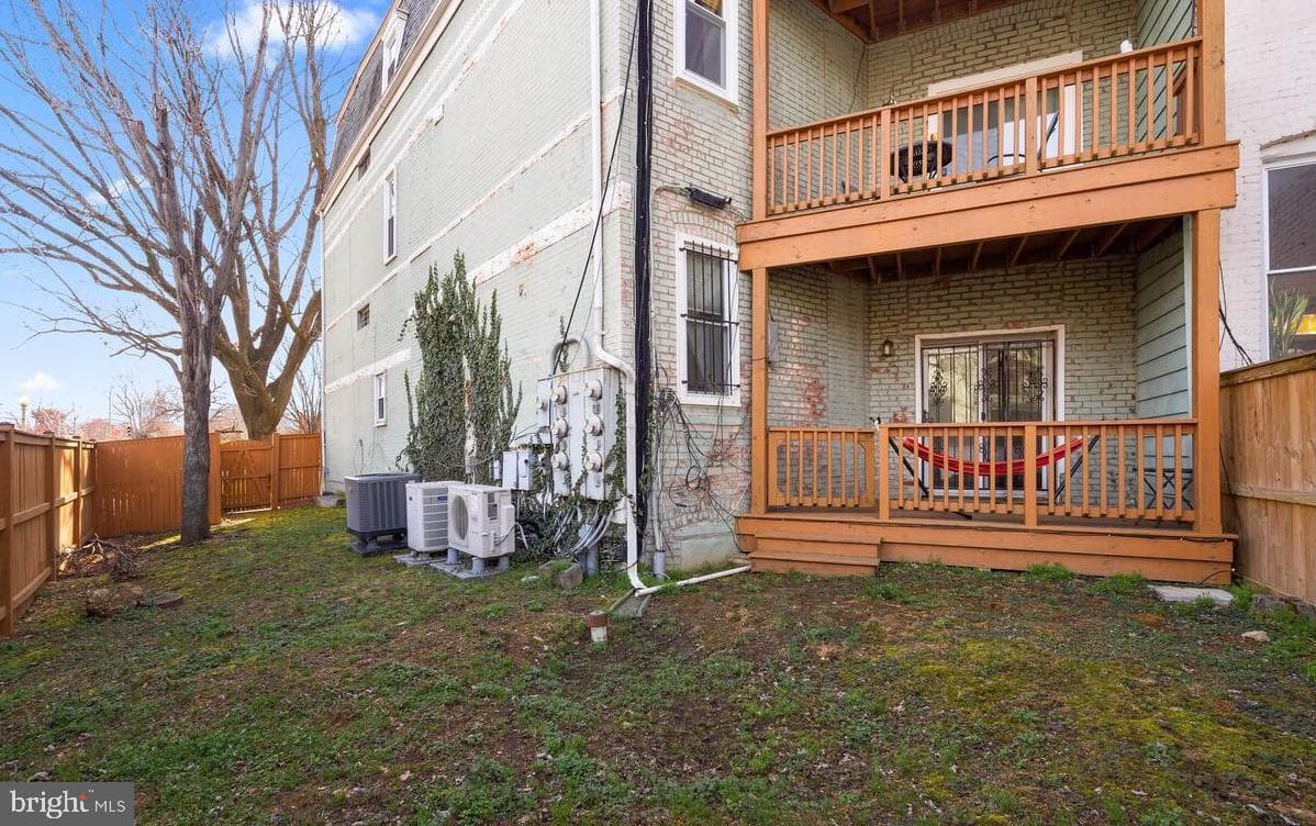 1434 Potomac Avenue SE #4 photo 29