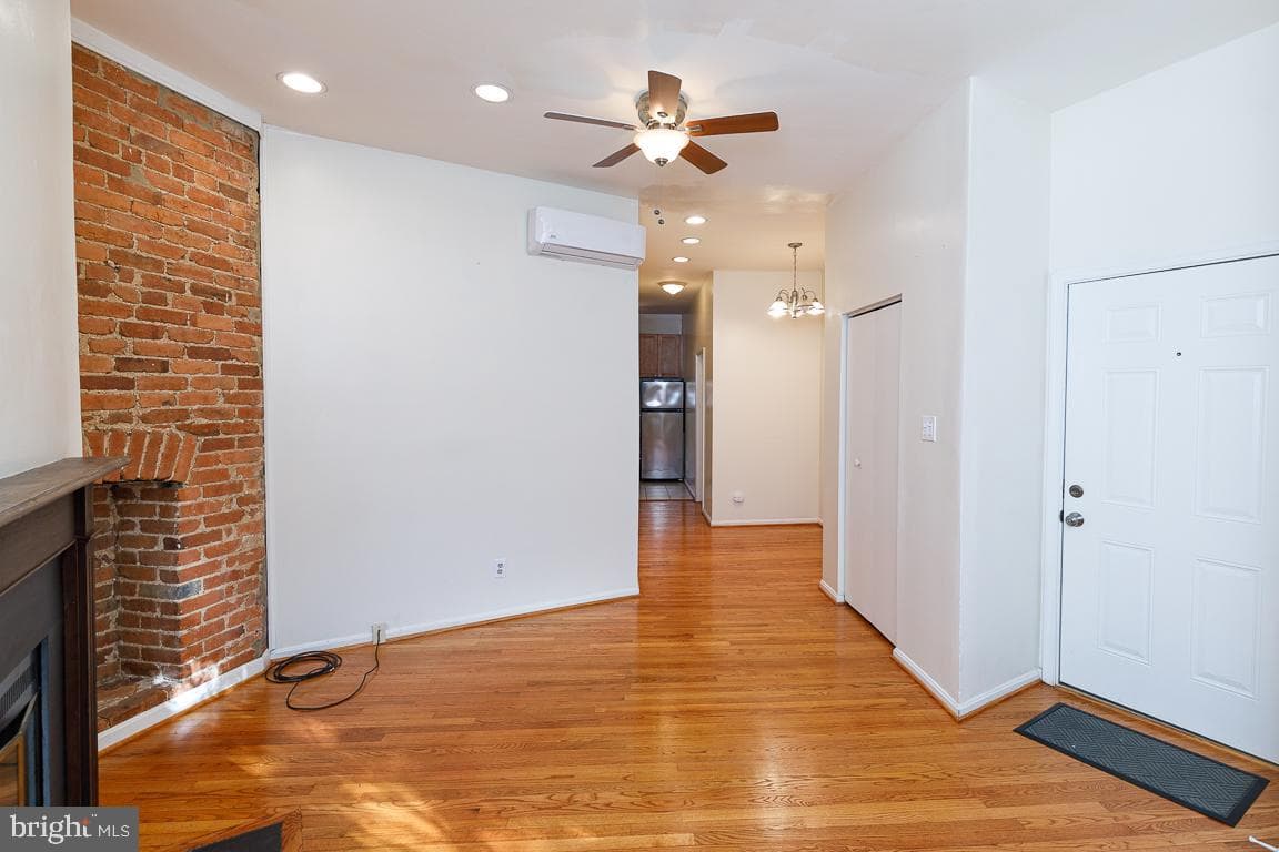 1434 Potomac Avenue SE #4 photo 9