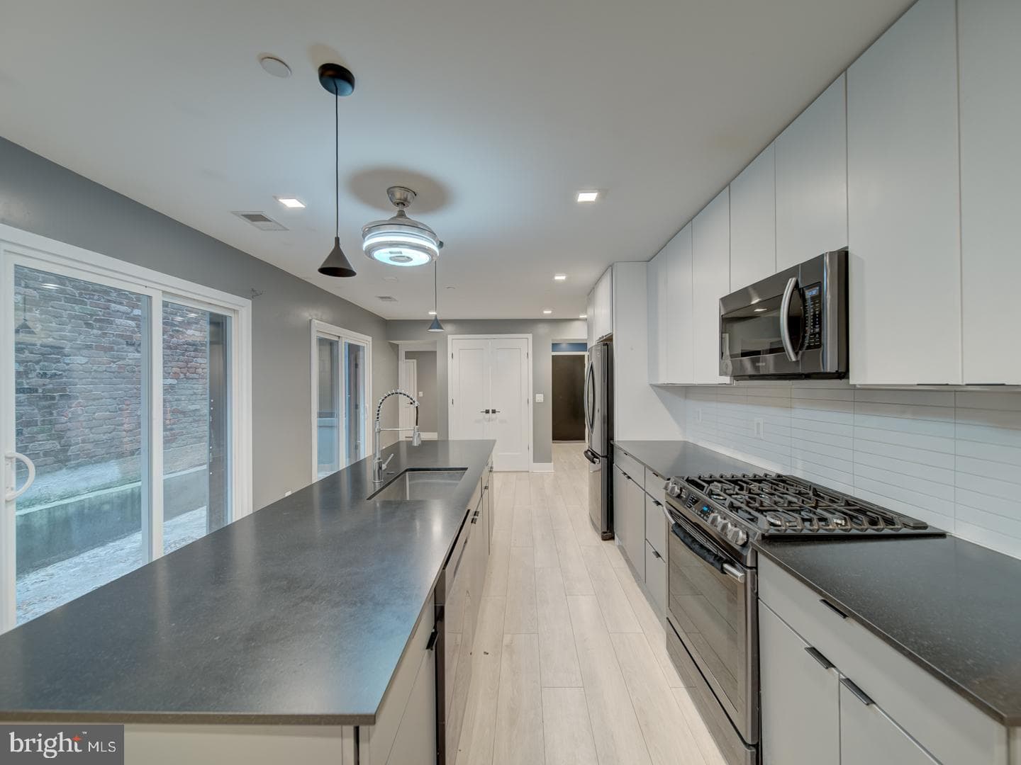 615 15th Street NE #1 photo 12