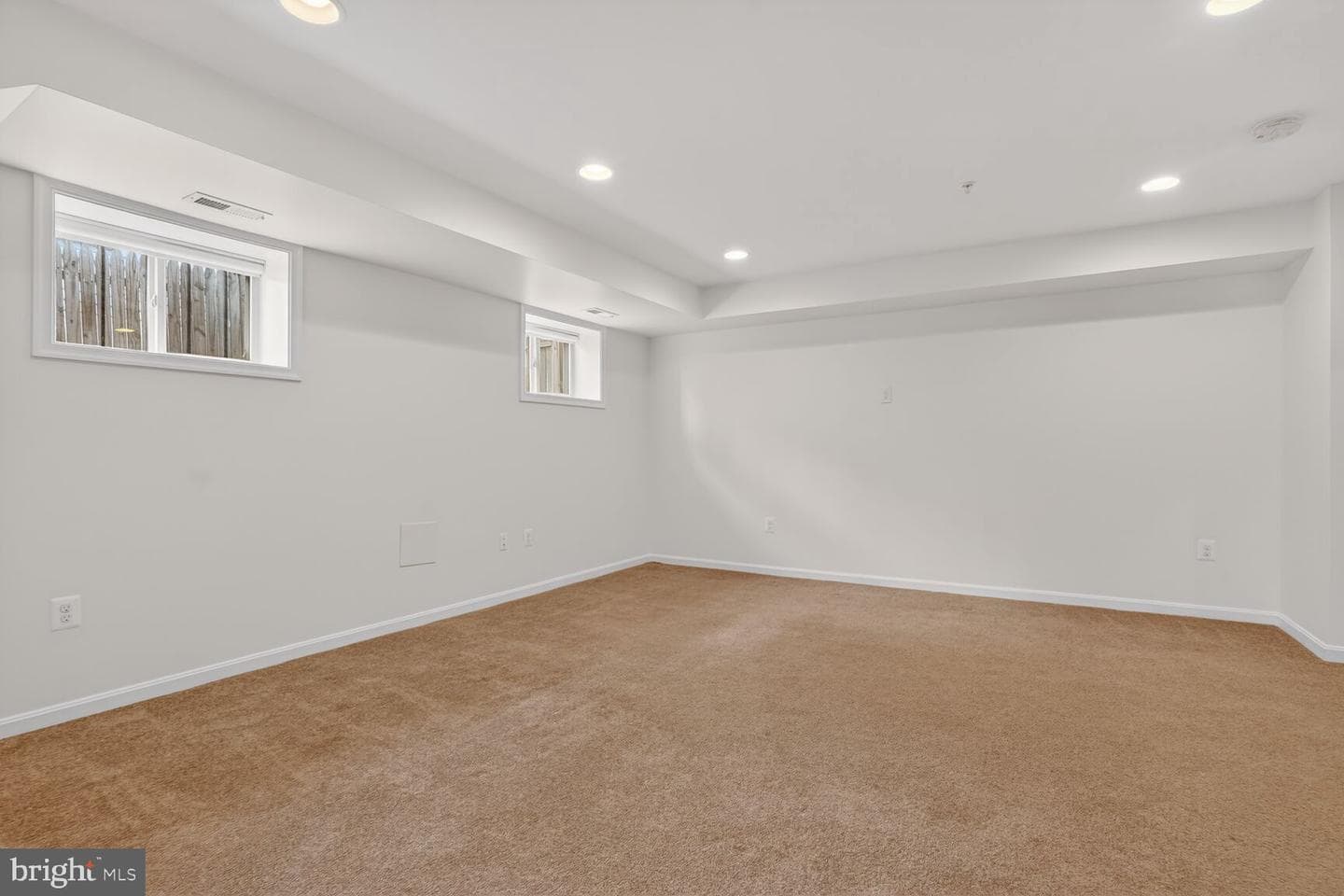 2247 Mount View Place SE photo 37