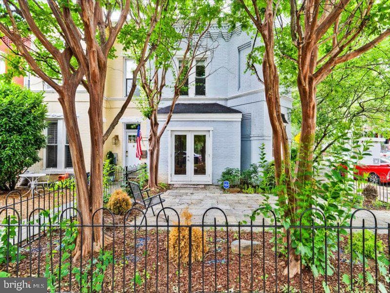 1200 D Street NE photo 43