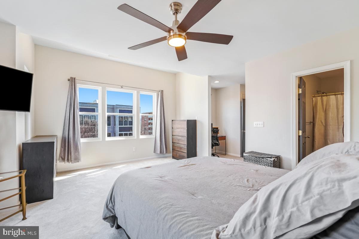 1377 K Street SE #2 photo 13