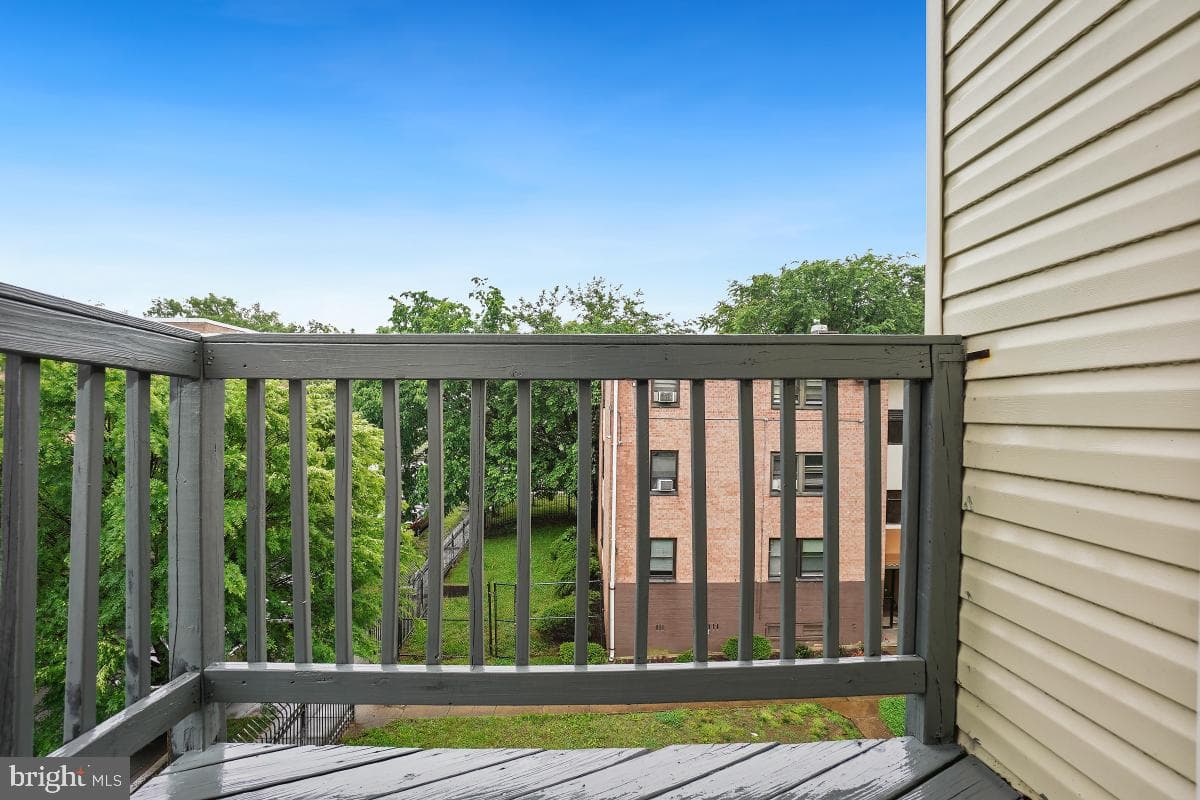 1377 K Street SE #2 photo 15