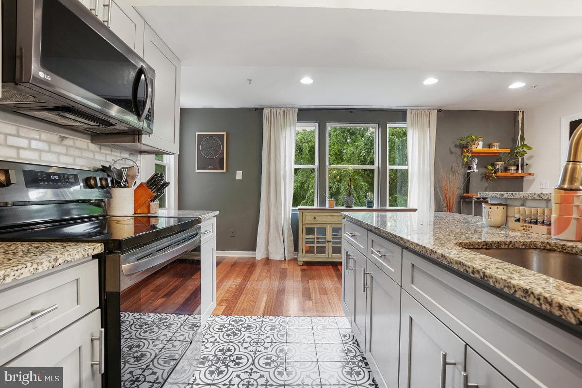 1377 K Street SE #2 photo 7