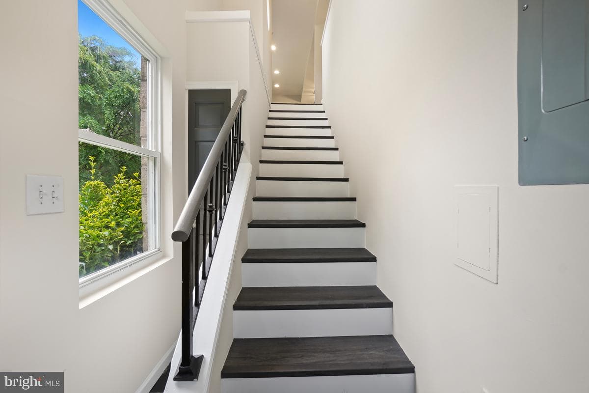 1377 K Street SE #2 photo 9