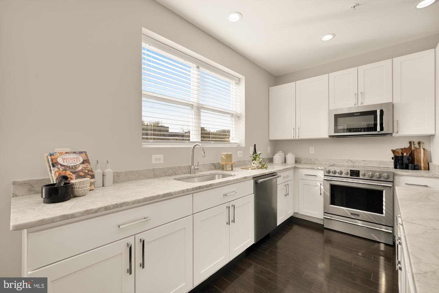 3302 9th Street NE #2 photo 10