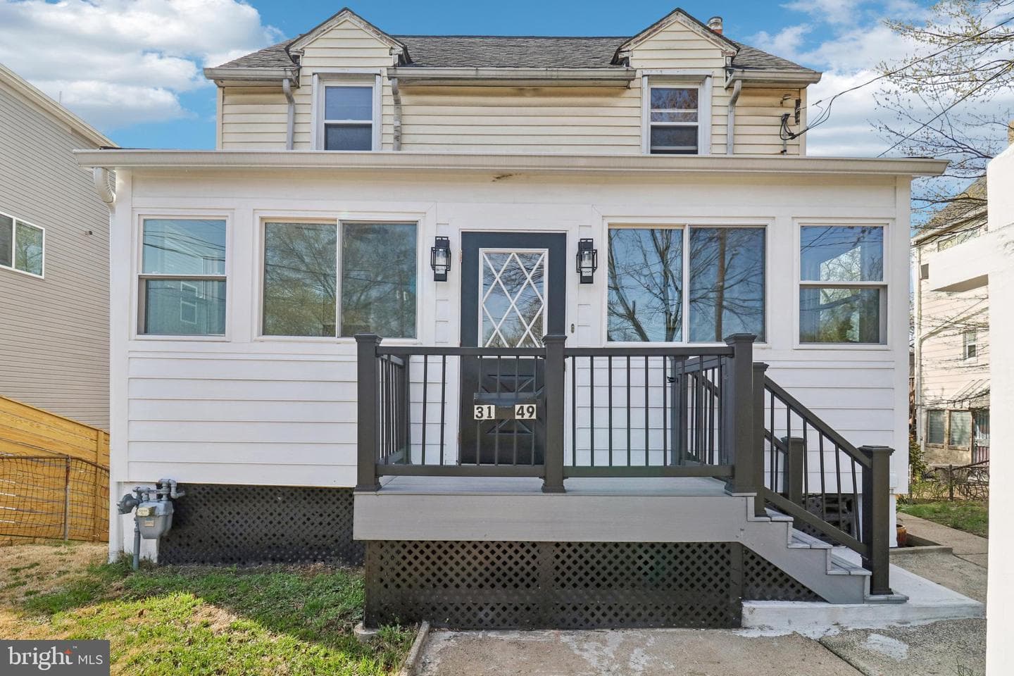3149 Newton Street NE