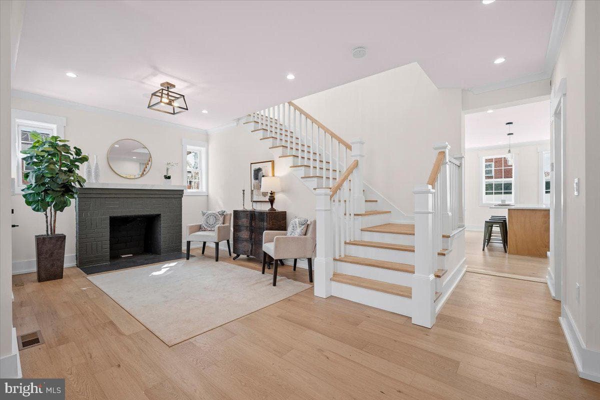800 Elder Street NW photo 3
