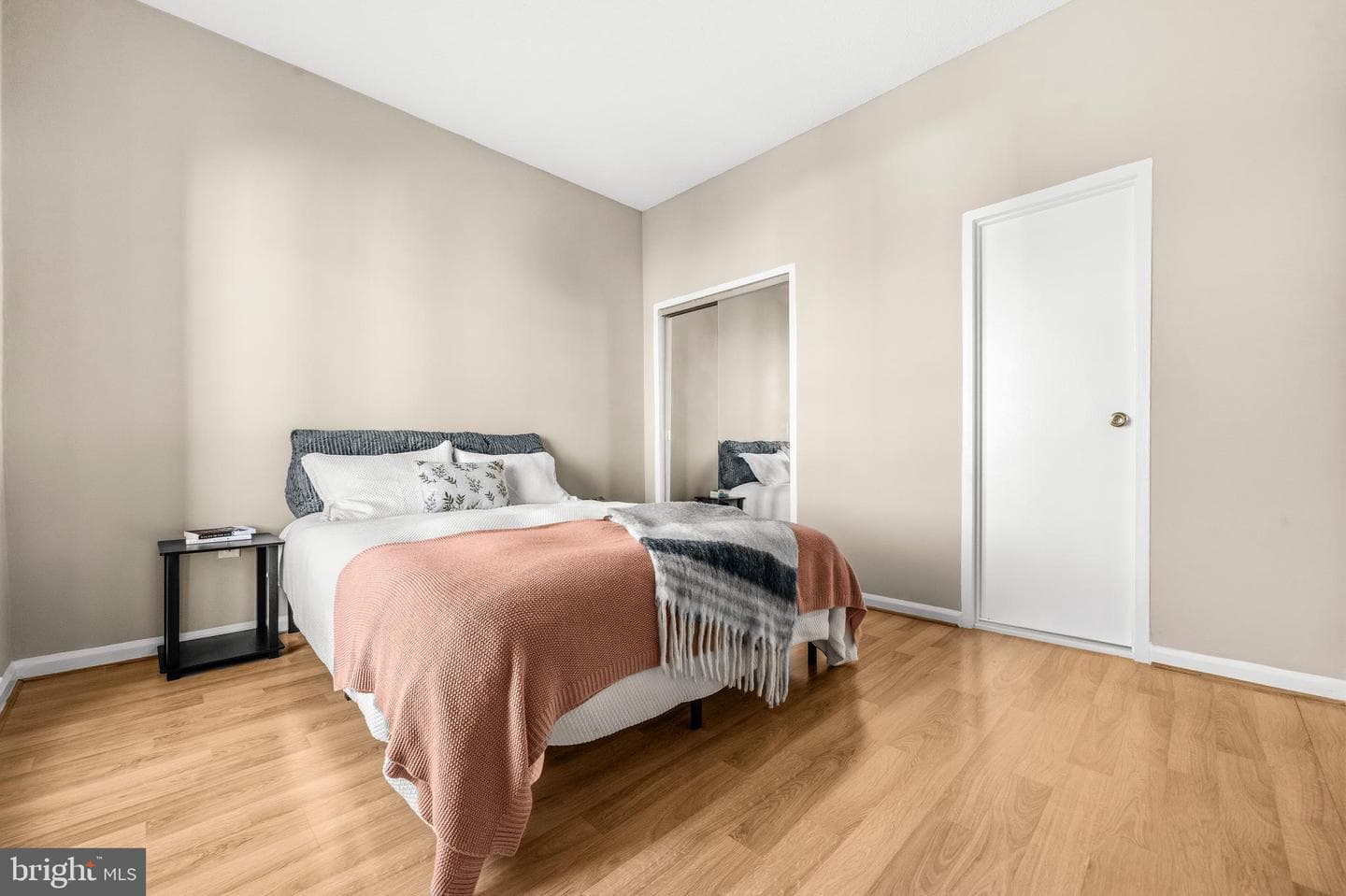 1851 Columbia Road NW #401 photo 16