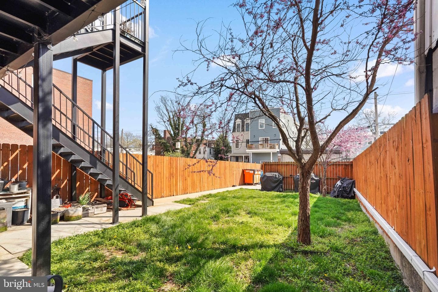 528 Kennedy Street NW #102 photo 22