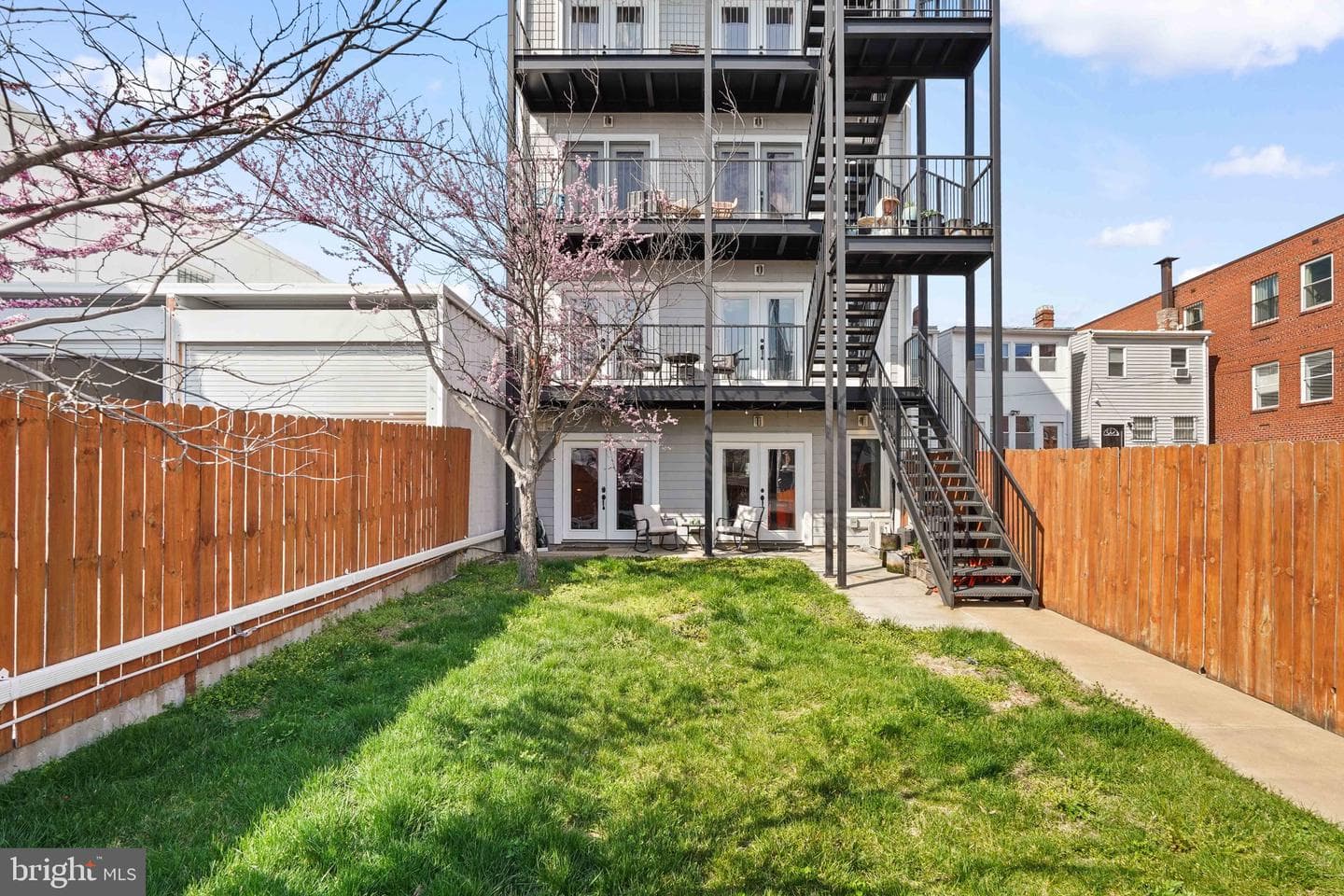 528 Kennedy Street NW #102 photo 26