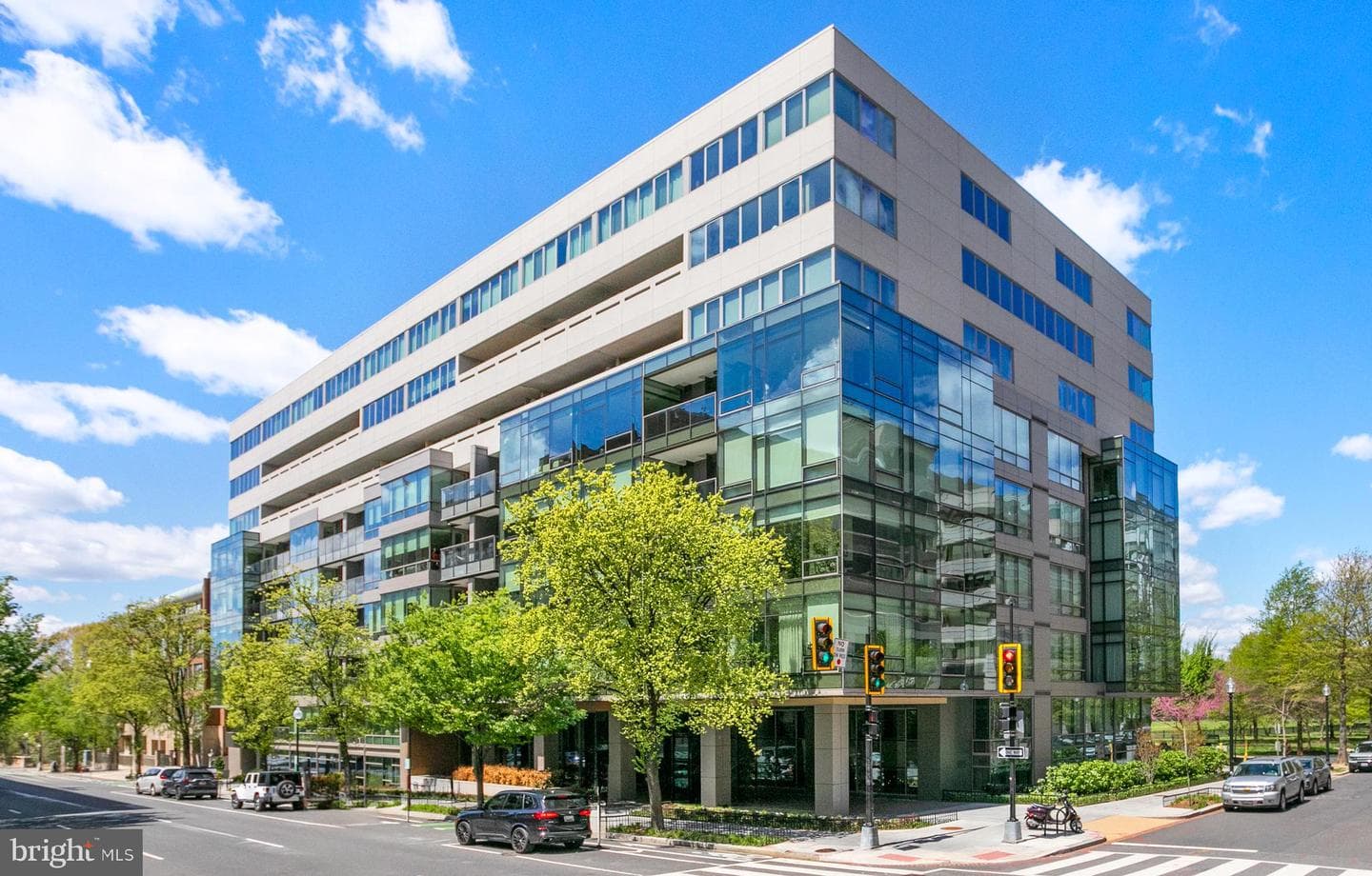 2501 M Street NW #t12