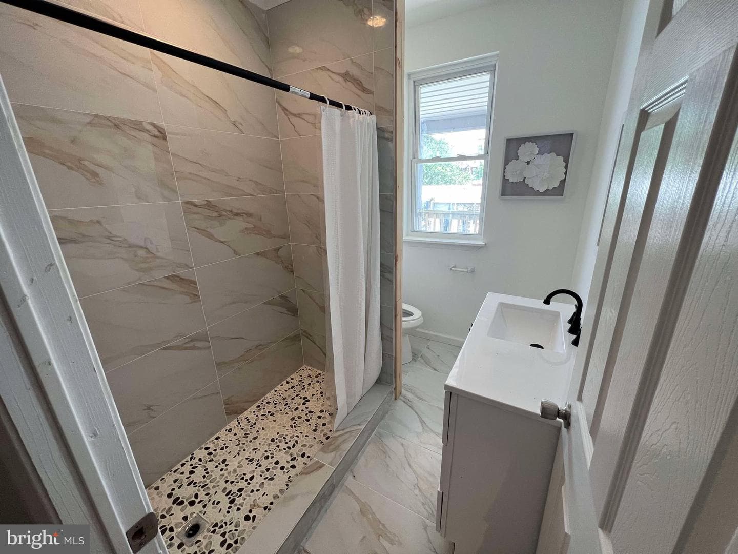 1278 Morse Street NE photo 8