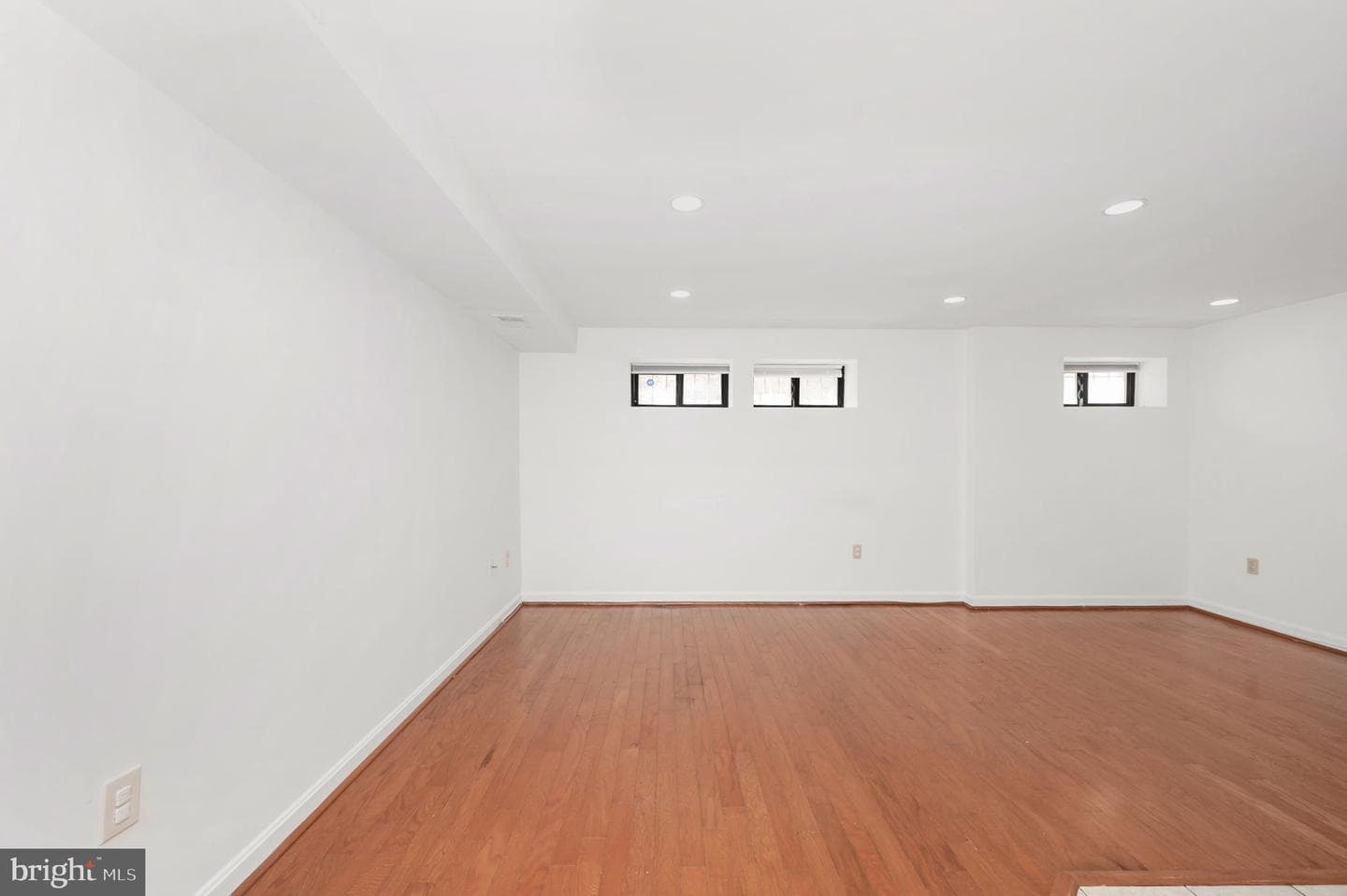 1321 NW Fairmont Street NW #1 photo 3