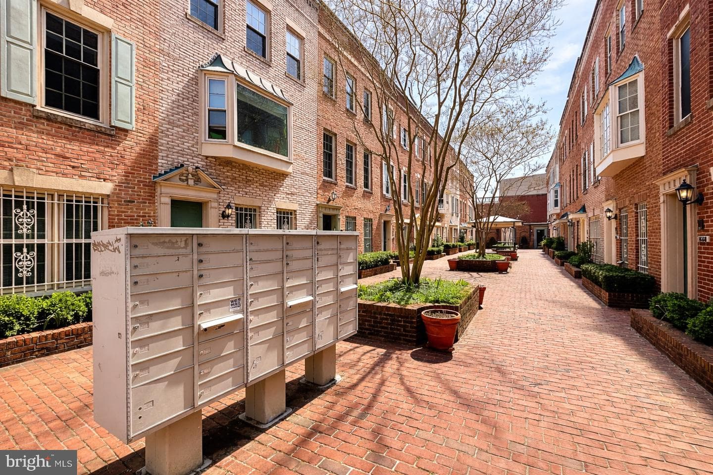 1664 Euclid Street NW #b photo 27