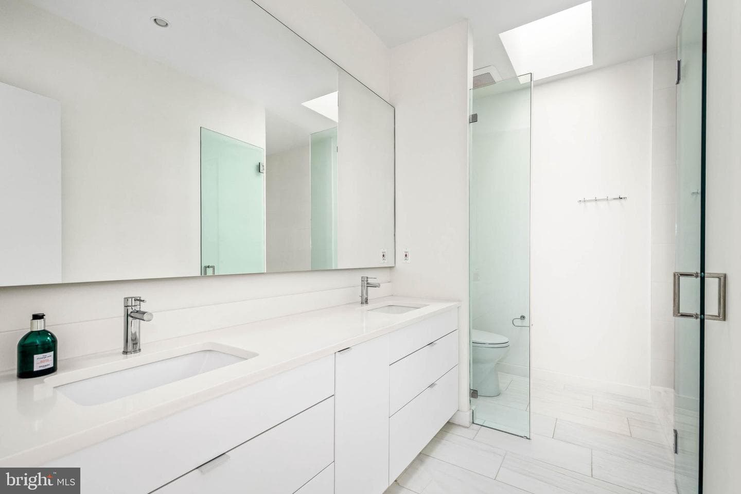 625 5th Street NE #2 photo 16