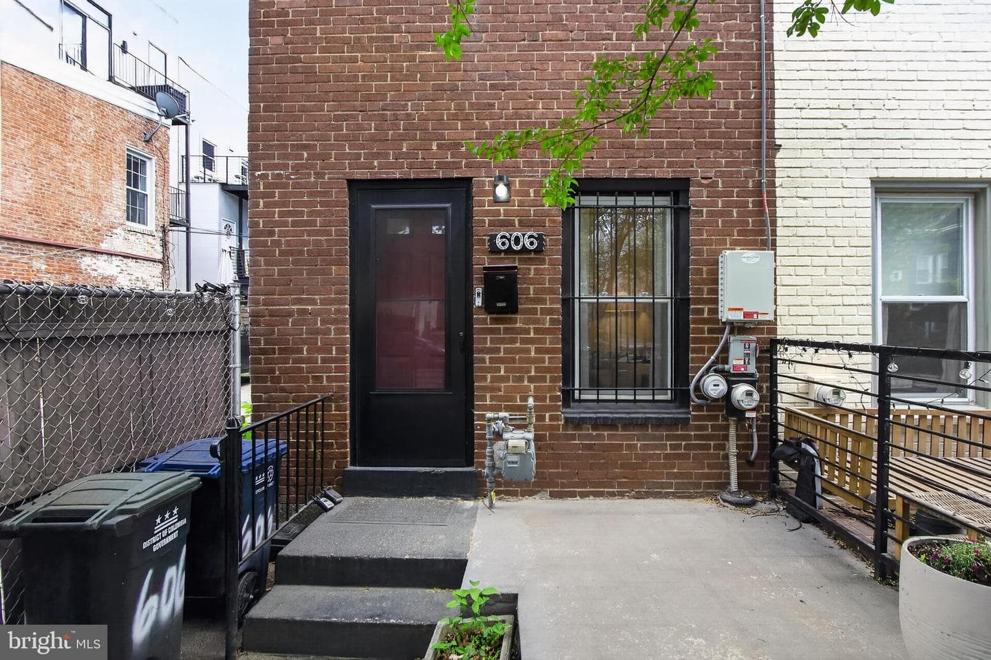 606 S Street NW photo 17