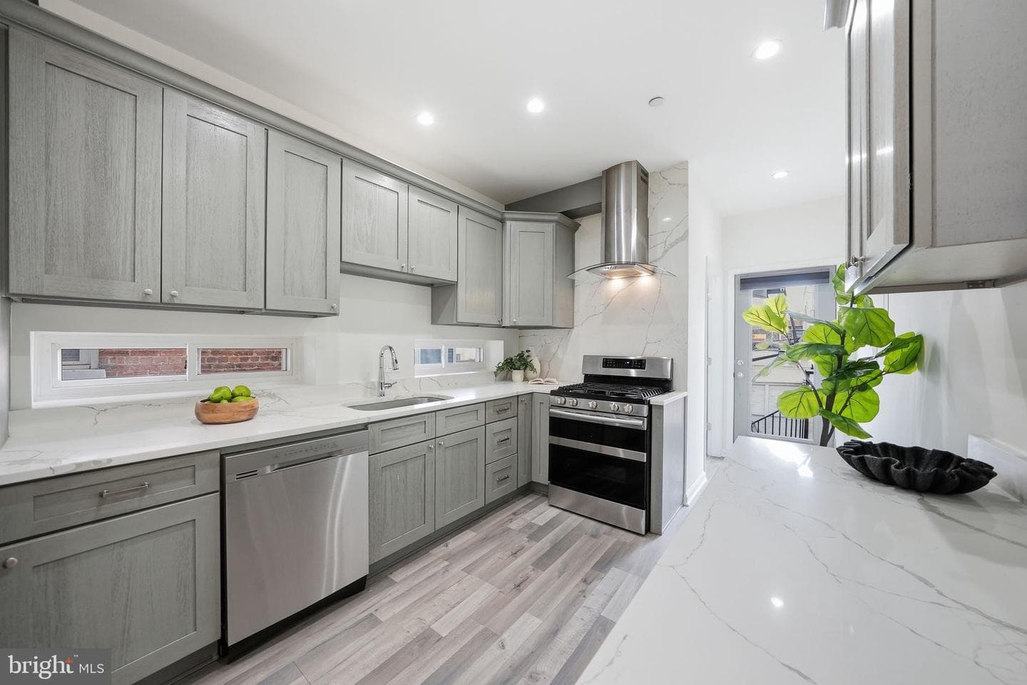 2121 4th Street NE #1 photo 5