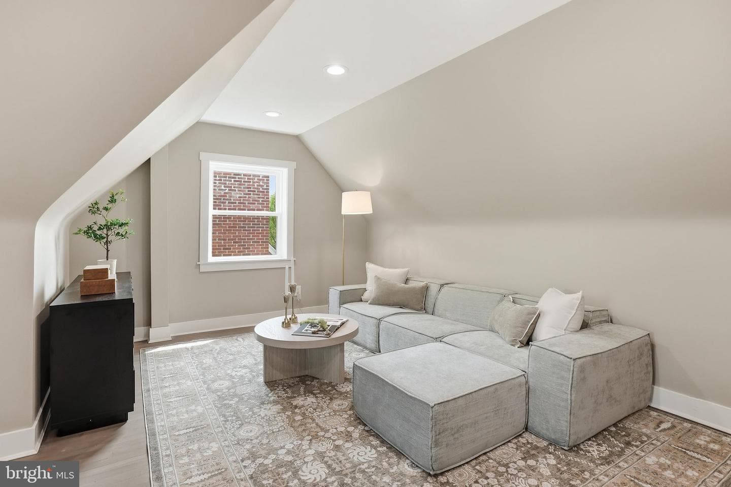 3147 Tennyson Street NW photo 37