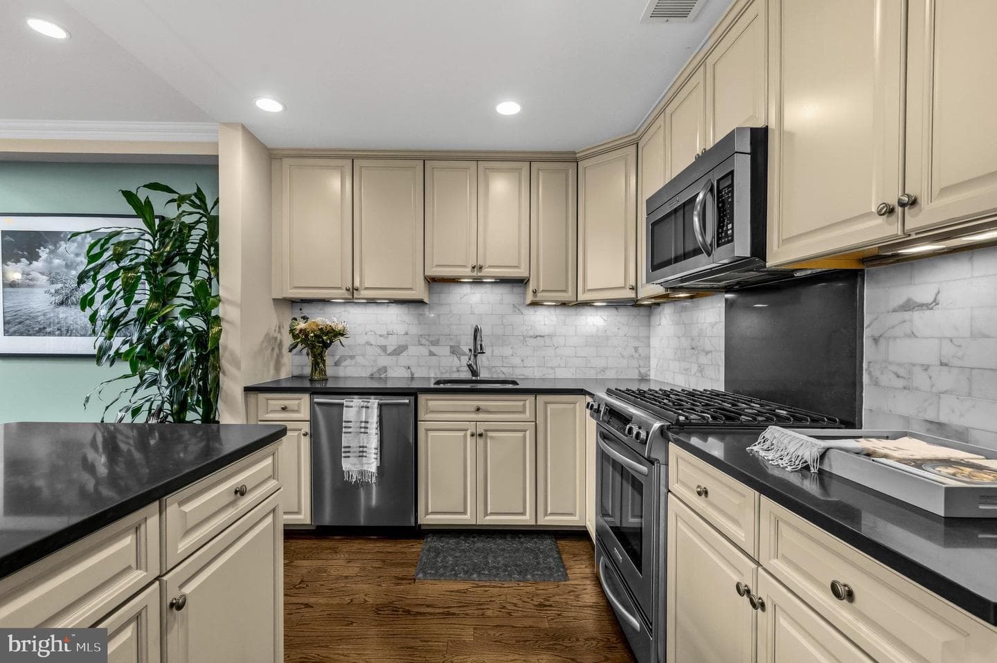 1232 4th Street NW #1 photo 6
