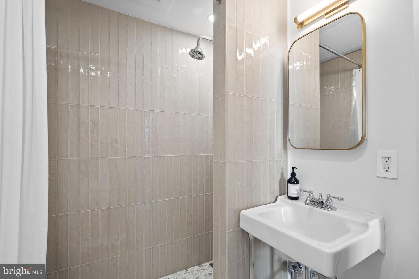 3120 R Street NW #207 photo 14
