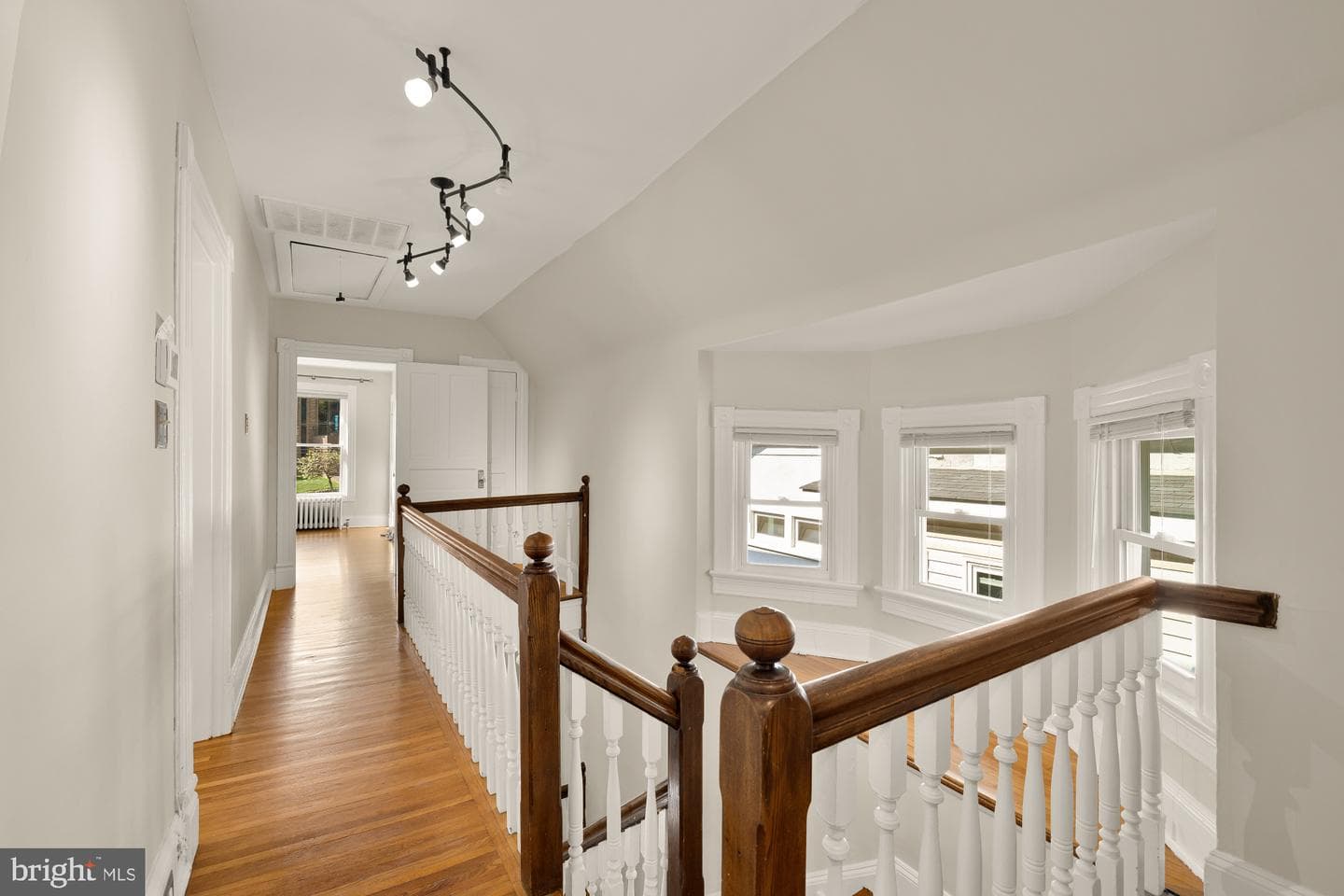 1620 Hamlin Street NE photo 34